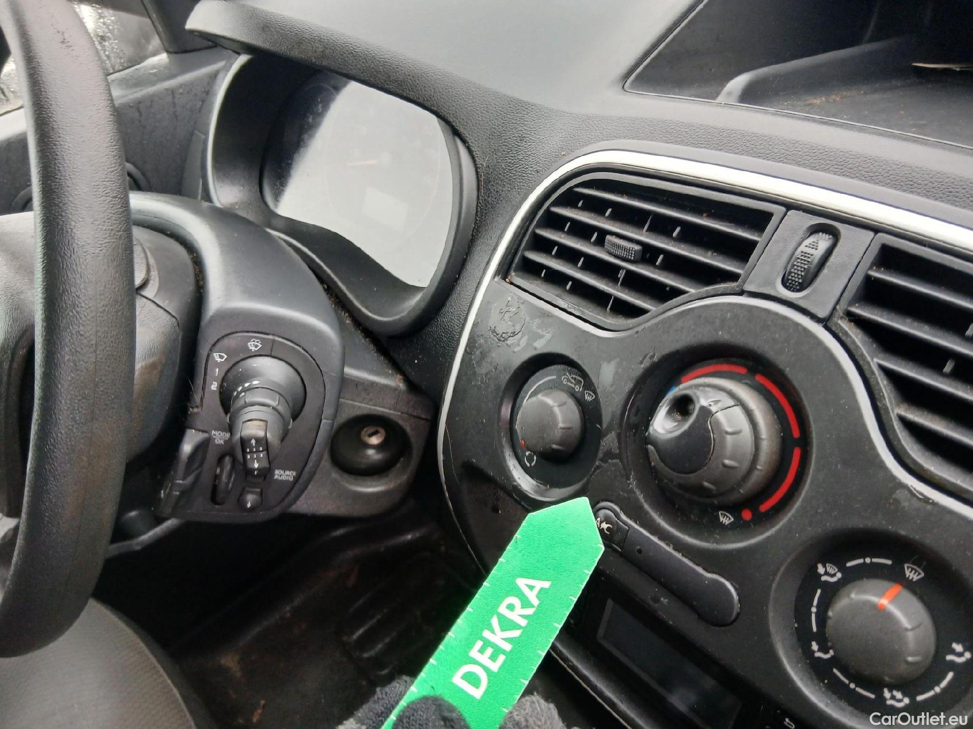  Renault  Kangoo RENAULT  Furgón/2013/3P/furgón derivado de turismo Profesional Blue dCi 70kW (95CV) #37