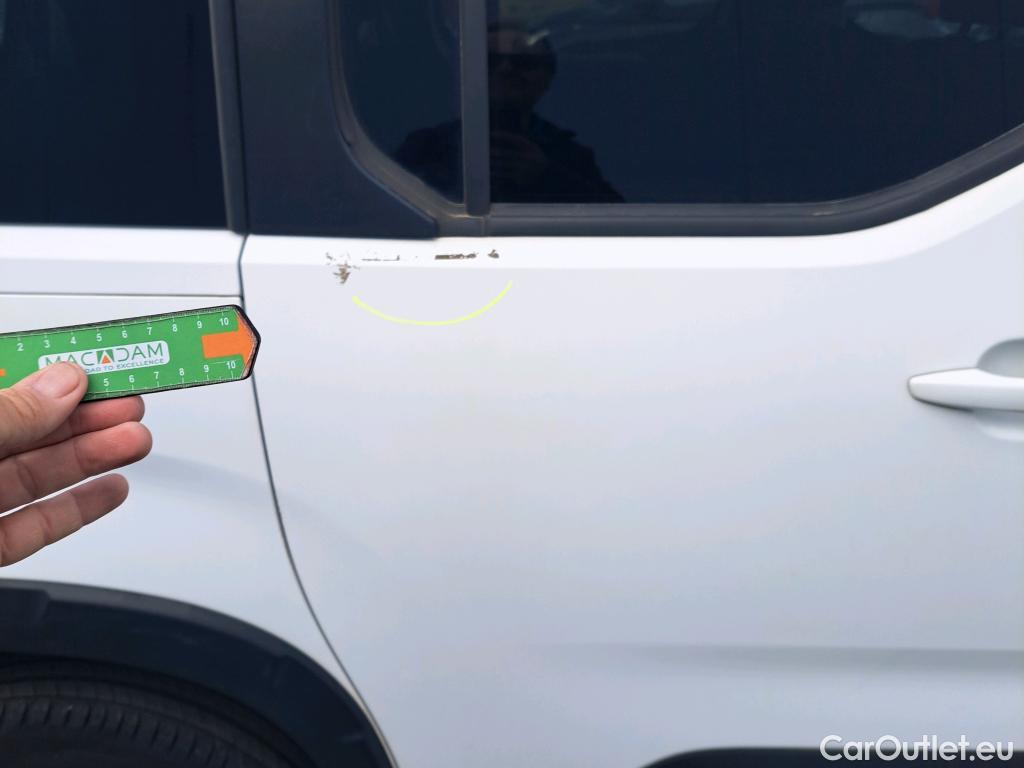  Peugeot  RIFTER PEUGEOT  / 2018 / 5P / monovolumen compacto Allure Standard BlueHDi 73kW #20