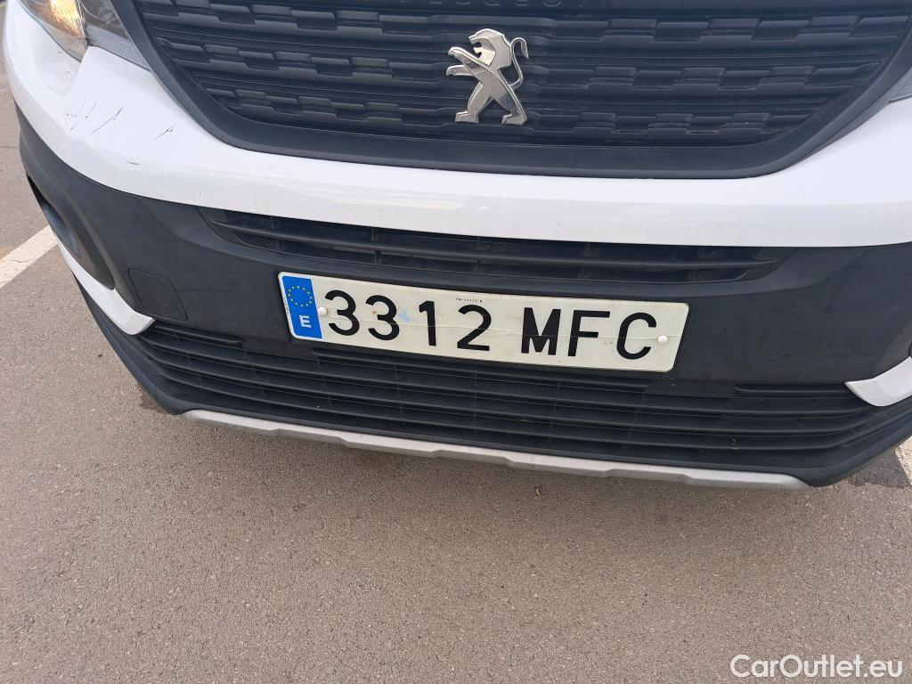  Peugeot  RIFTER PEUGEOT  / 2018 / 5P / combi Active Pack Busin. Standard BlueHDi 73kW #52