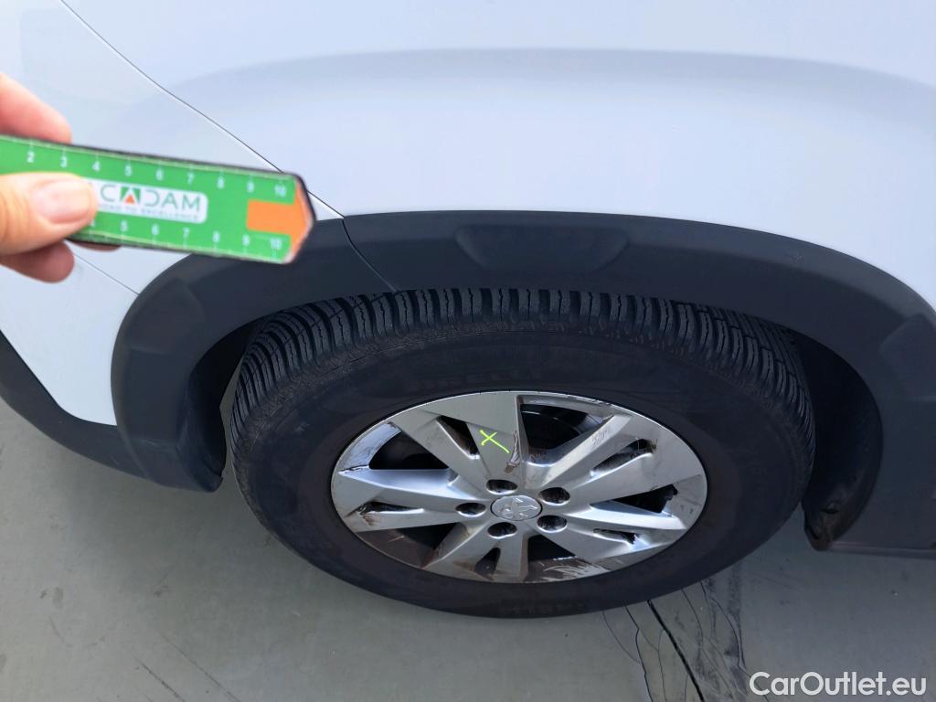  Peugeot  RIFTER PEUGEOT  / 2018 / 5P / monovolumen compacto Allure Standard BlueHDi 73kW #11