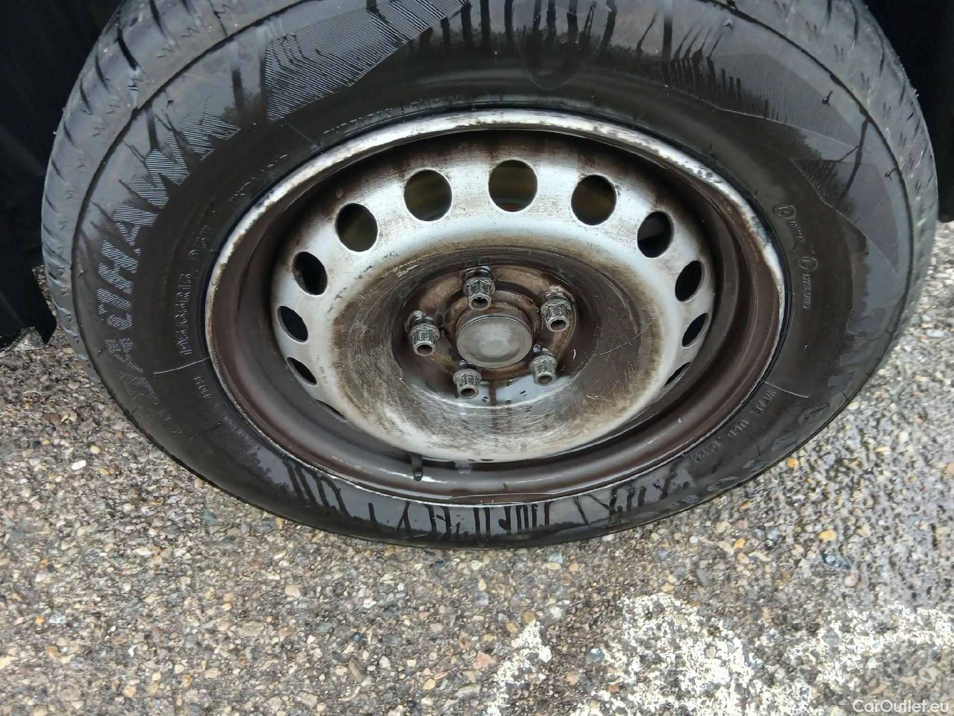  Renault  Kangoo RENAULT  Furgón/2013/3P/furgón derivado de turismo Profesional Blue dCi 70kW (95CV) #9