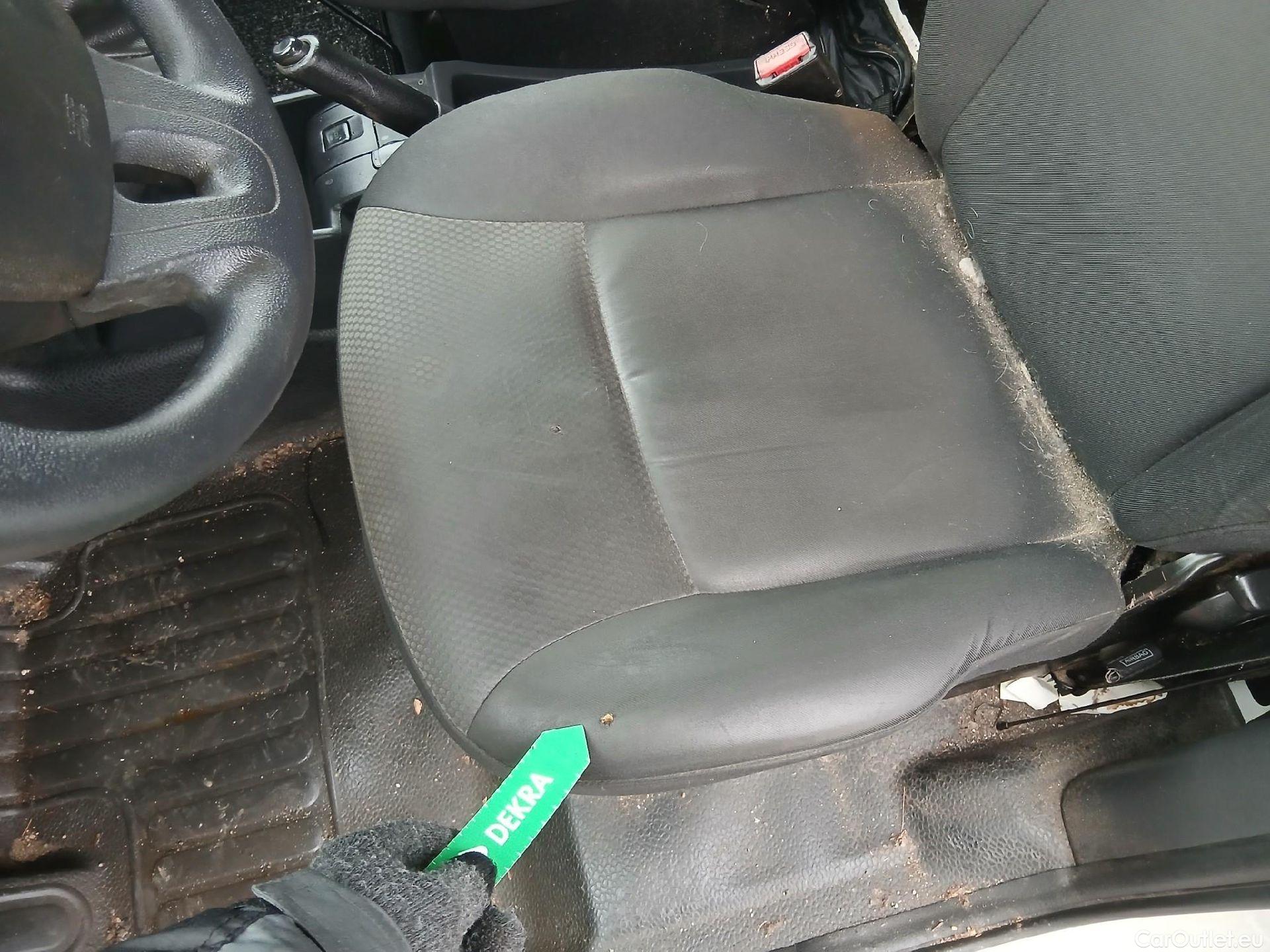  Renault  Kangoo RENAULT  Furgón/2013/3P/furgón derivado de turismo Profesional Blue dCi 70kW (95CV) #45