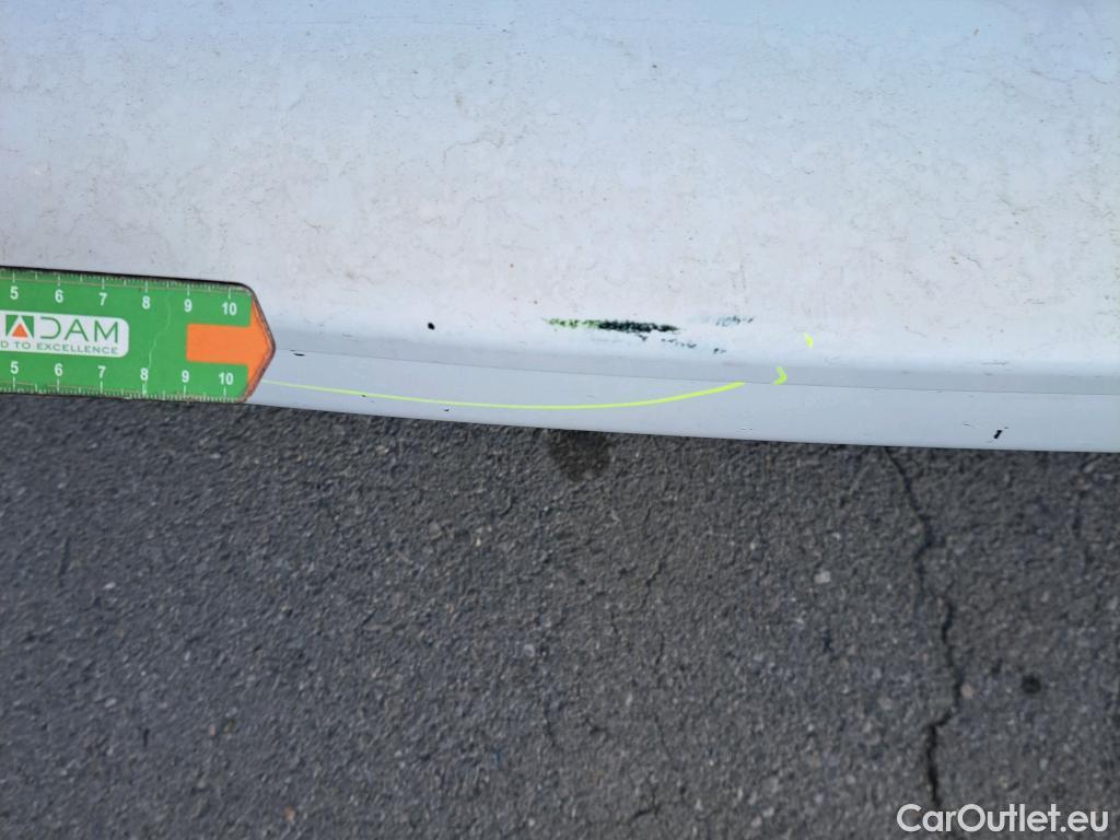  Toyota  Proace TOYOTA  Verso / 2020 / 5P / monovolumen 1.5D 120CV VX SHUTTLE 2PL 2PT L1 #7