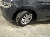  Volkswagen  Touran 2.0 TDI SCR DSG  15 #10