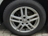  Volkswagen  Touran 2.0 TDI SCR DSG  49 #10