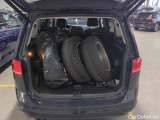  Volkswagen  Touran 2.0 TDI SCR DSG  54 #8