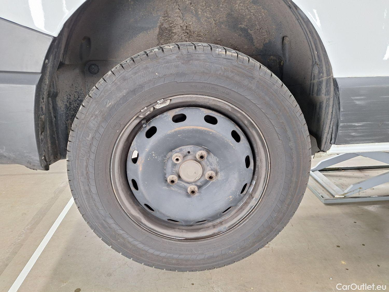  Renault  Trafic Renault, _ '14, Renault  L2H1 dCi 95 Grand Confort 2.9T 4d #24