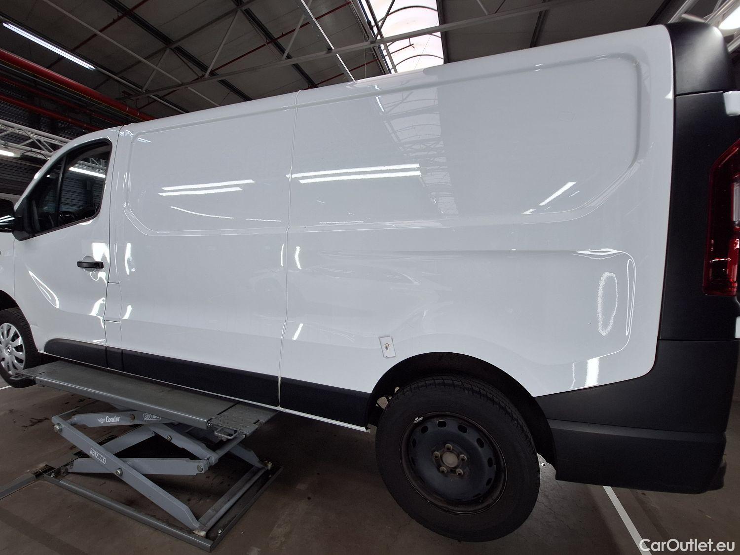  Renault  Trafic Renault, _ '14, Renault  L2H1 dCi 95 Grand Confort 2.9T 4d #45