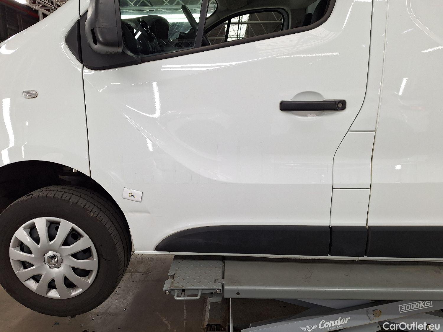  Renault  Trafic Renault, _ '14, Renault  L2H1 dCi 95 Grand Confort 2.9T 4d #53