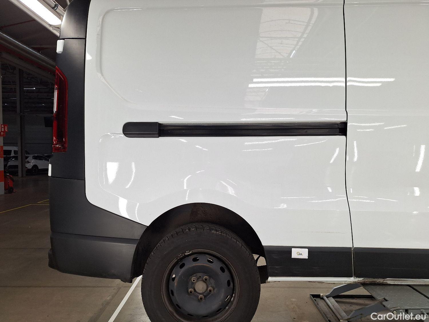  Renault  Trafic Renault, _ '14, Renault  L2H1 dCi 95 Grand Confort 2.9T 4d #20