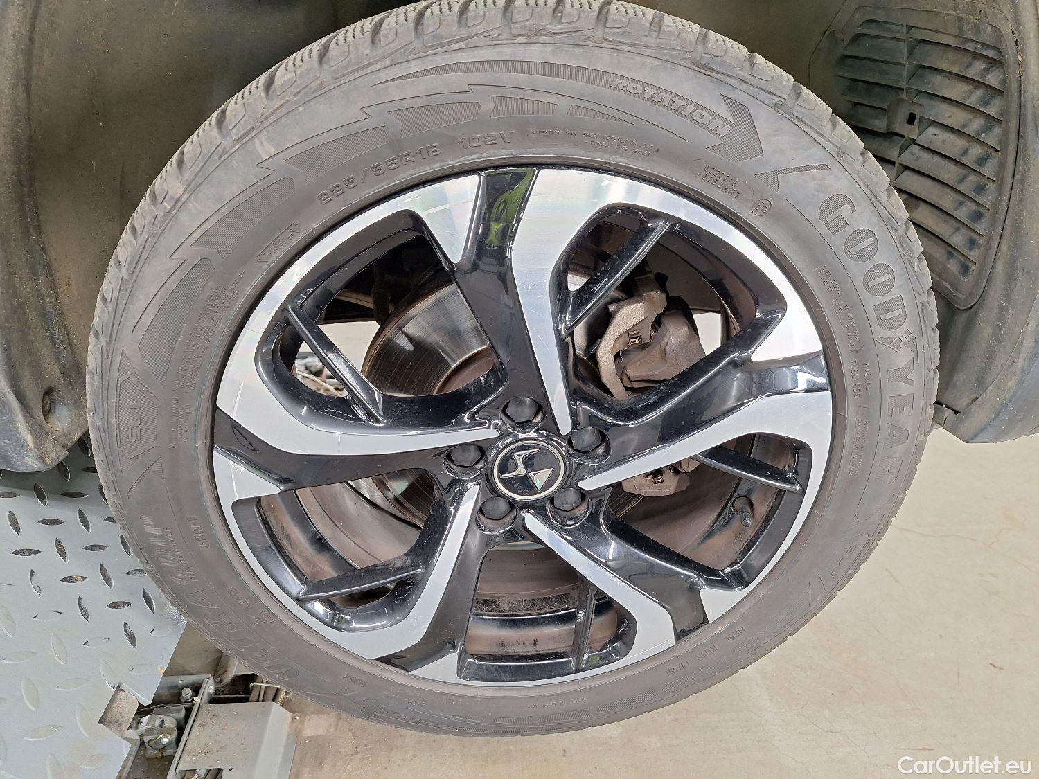  DS  DS7 DS,  CB '17, DS 7 Crossback 1.5 BlueHDi 130 Automatic Bastille  #1