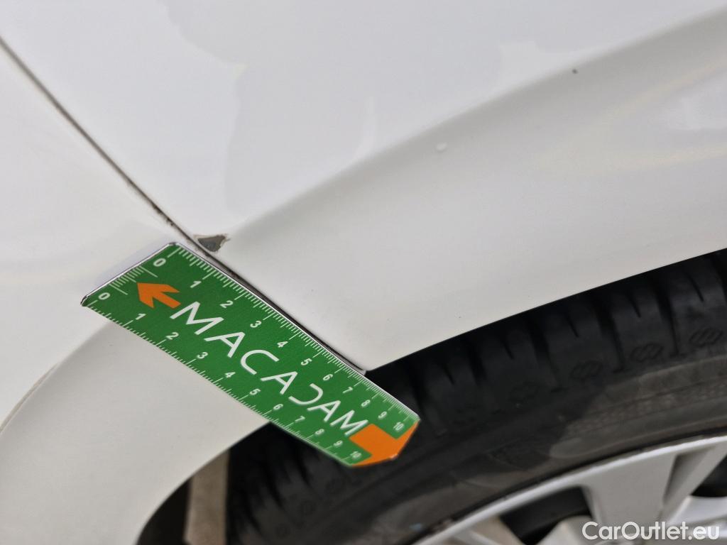  Peugeot  208  Affaire Premium Pack 1.5 HDi 100CV BVM5 E6dT #37