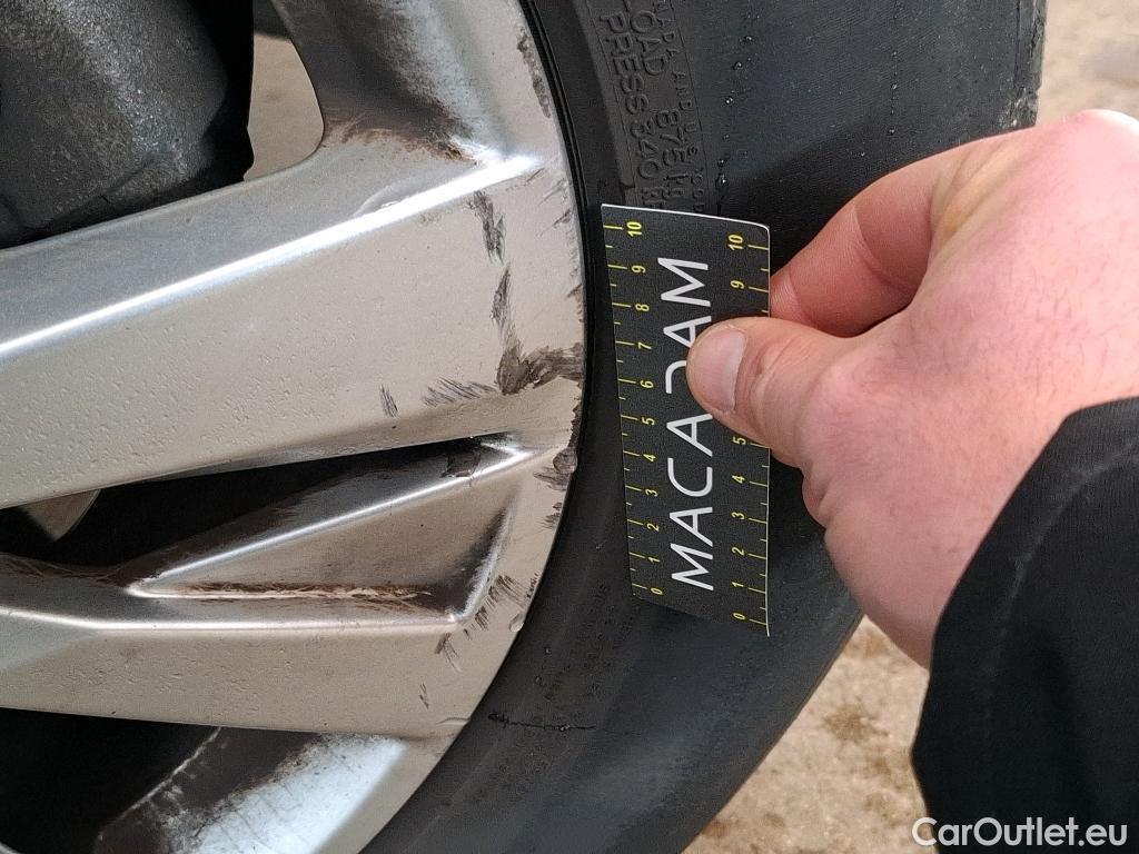  Peugeot  3008  Active Business 1.2 PureTech 130CV BVA8 E6d #27