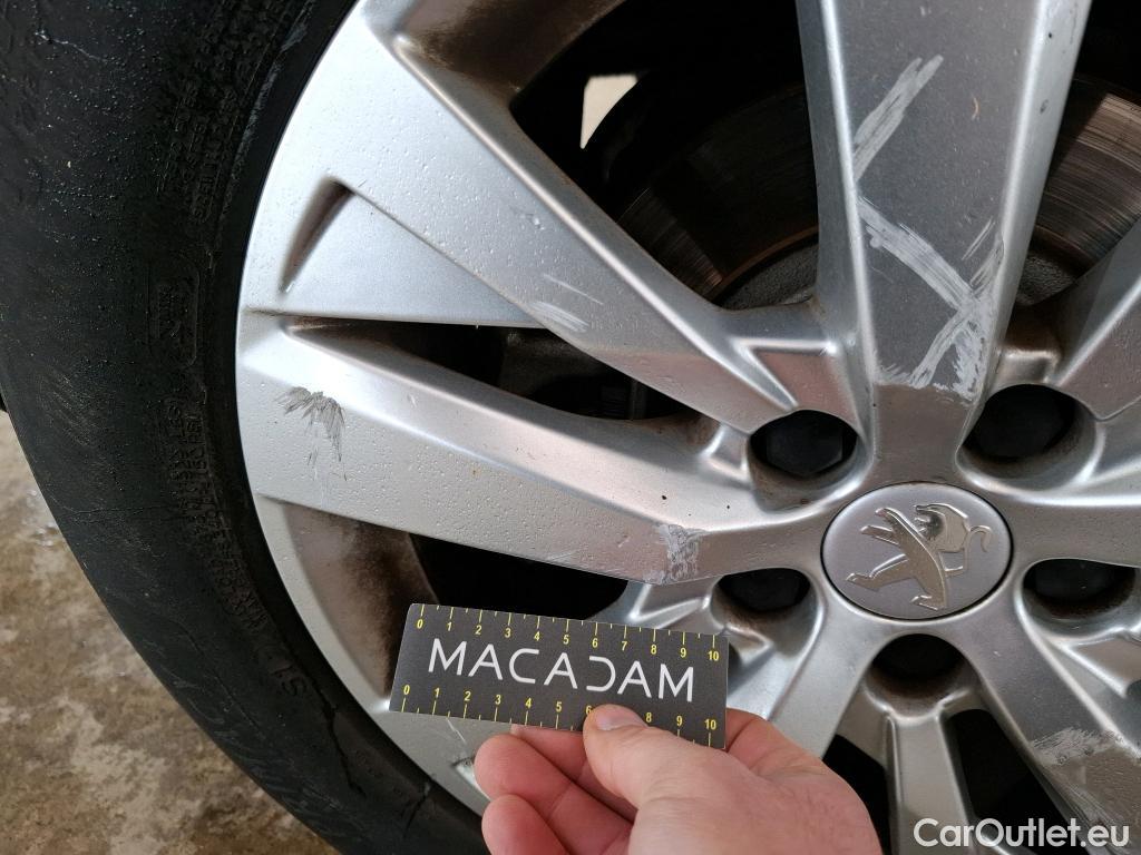  Peugeot  3008  Active Business 1.2 PureTech 130CV BVA8 E6d #23