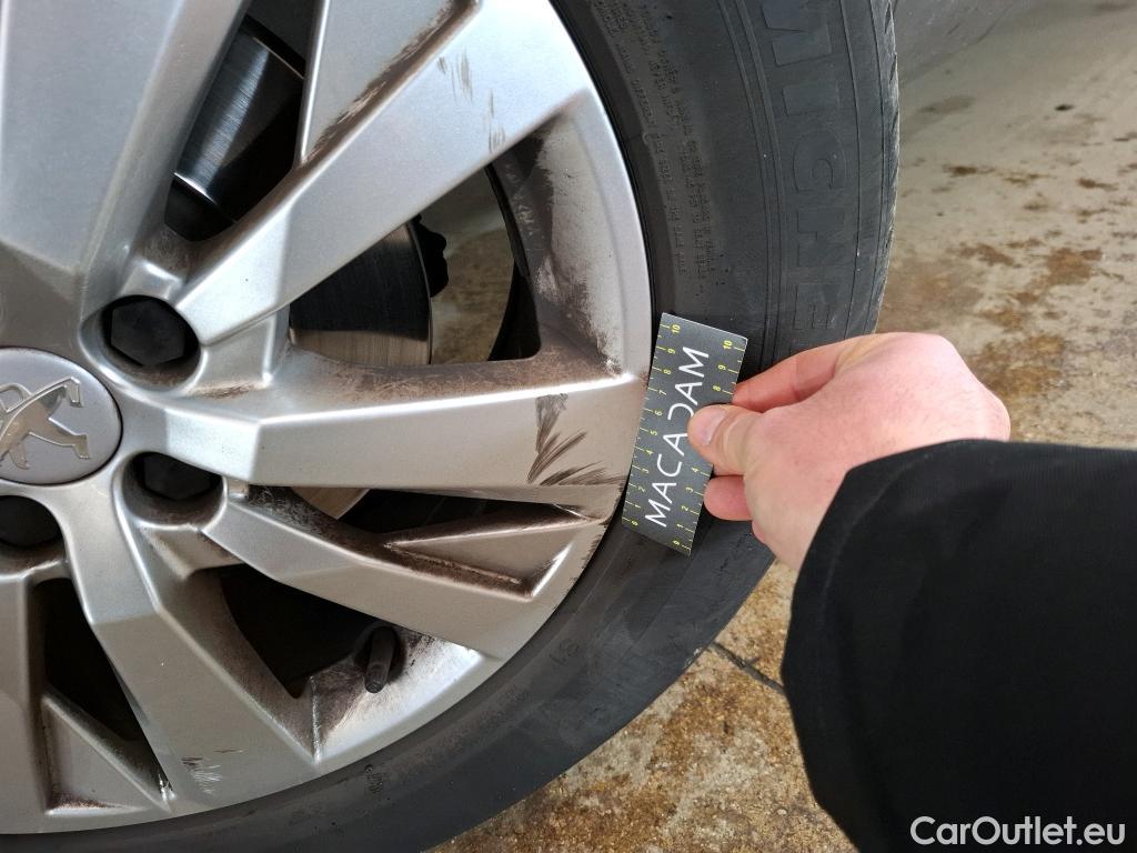  Peugeot  3008  Active Business 1.2 PureTech 130CV BVA8 E6d #11