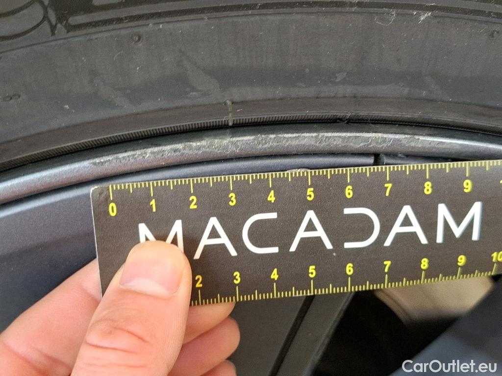  Tesla  Model 3 TESLA  / 2018 / 4P / Berline Propulsion #21