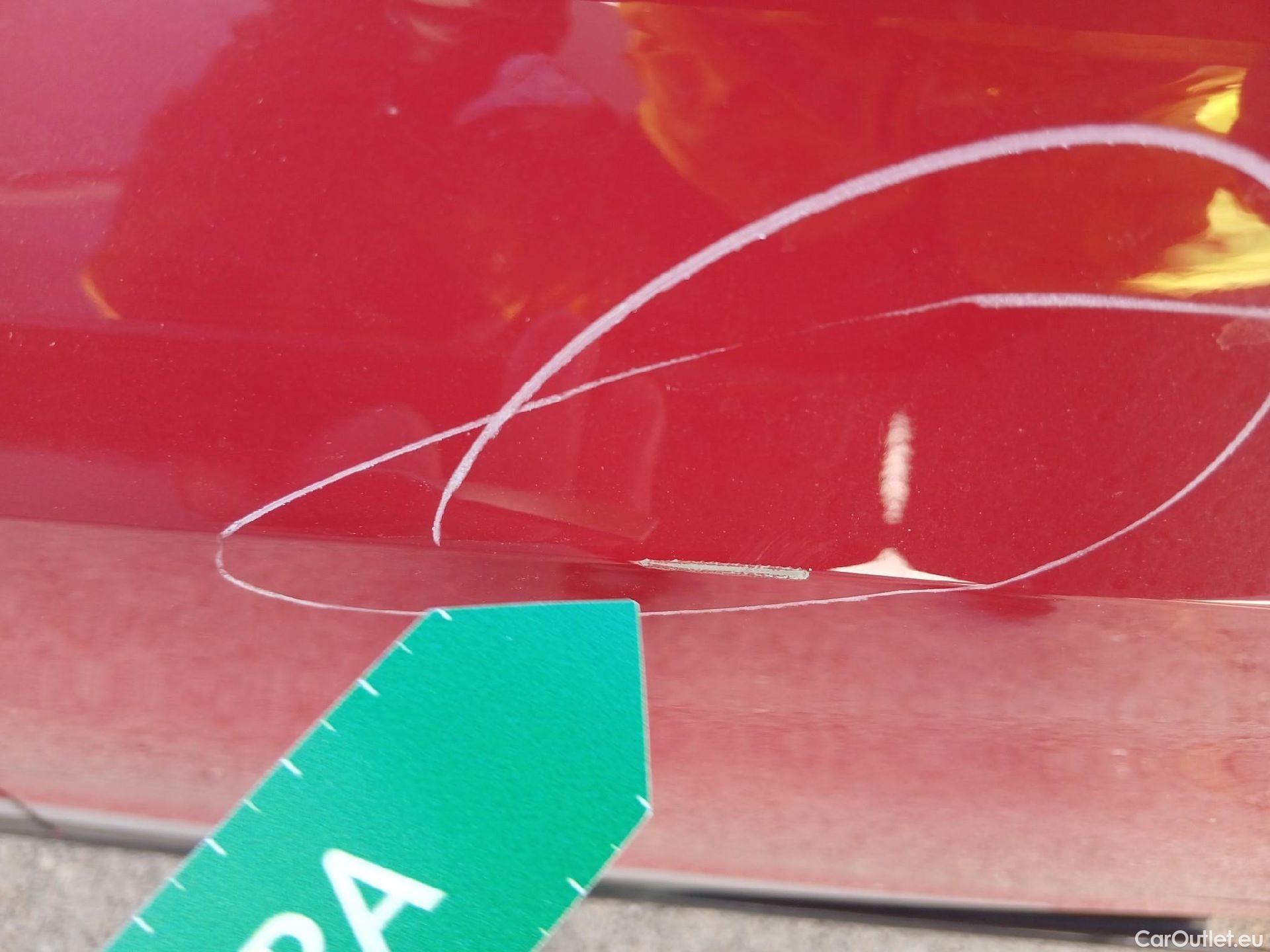  Bmw  Serie 1 BMW  / 2019 / 5P / berlina con portón M135i #13