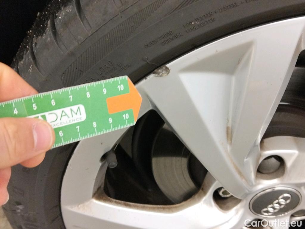  Audi  A4 AUDI  / 2019 / 4P / sedán S line 35 TDI 120kW (163CV) S tronic #6