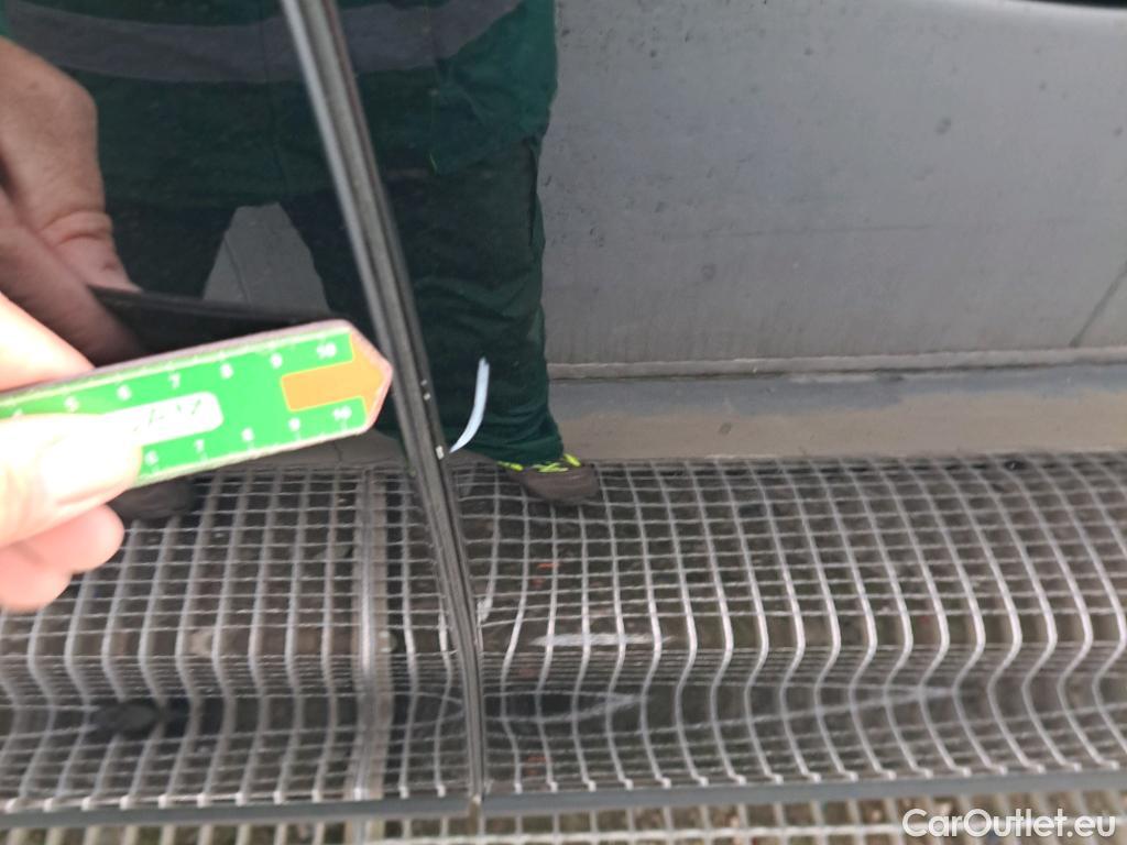  Bmw  X2 BMW  sDrive18i (CX3) #30