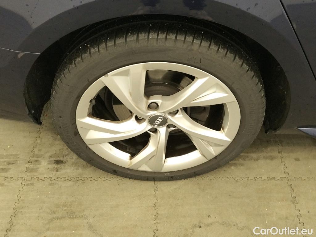  Audi  A4 AUDI  / 2019 / 4P / sedán S line 35 TDI 120kW (163CV) S tronic #5