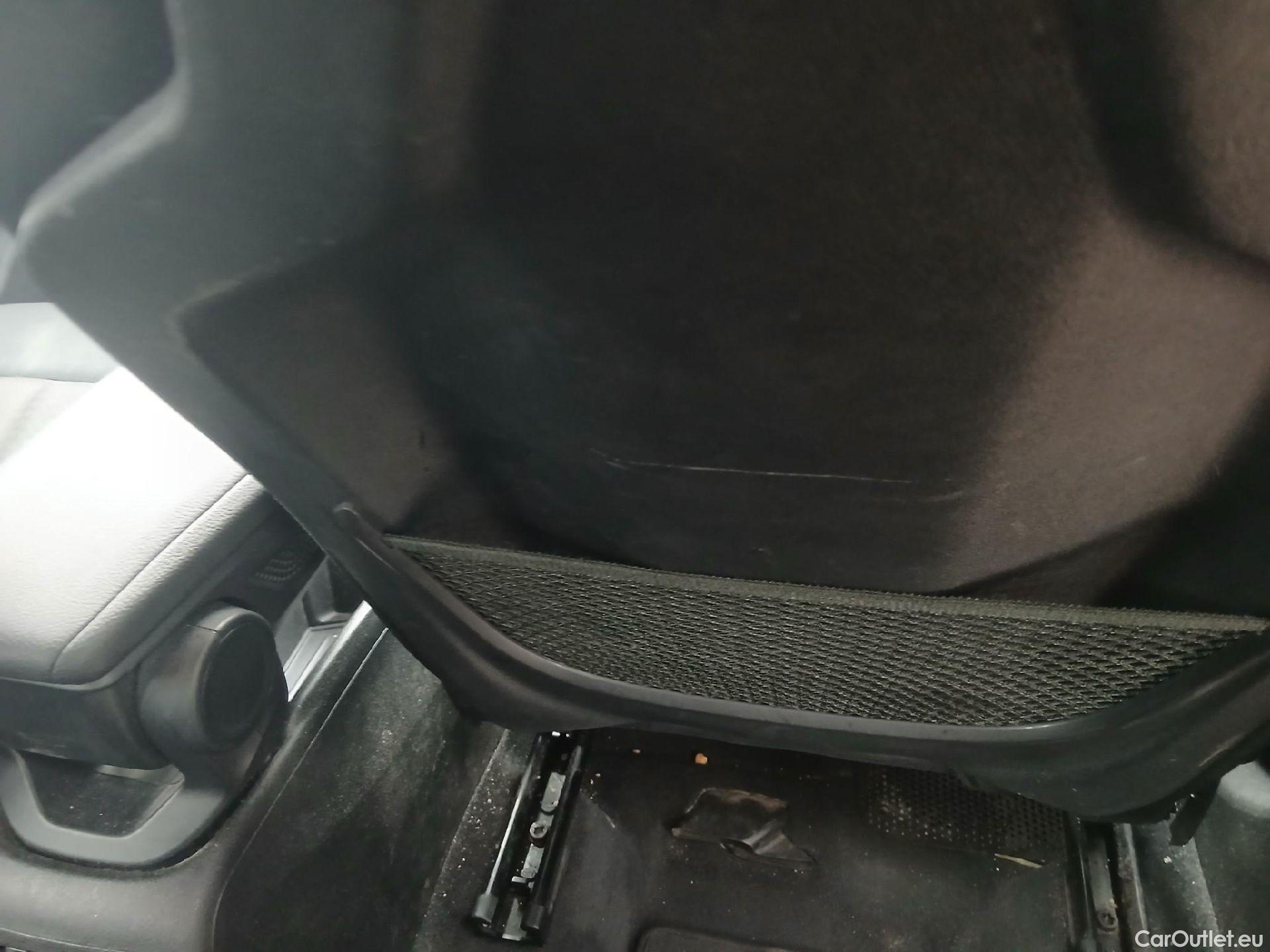  Bmw  X1 BMW  / 2015 / 5P / todoterreno sDrive16d #29