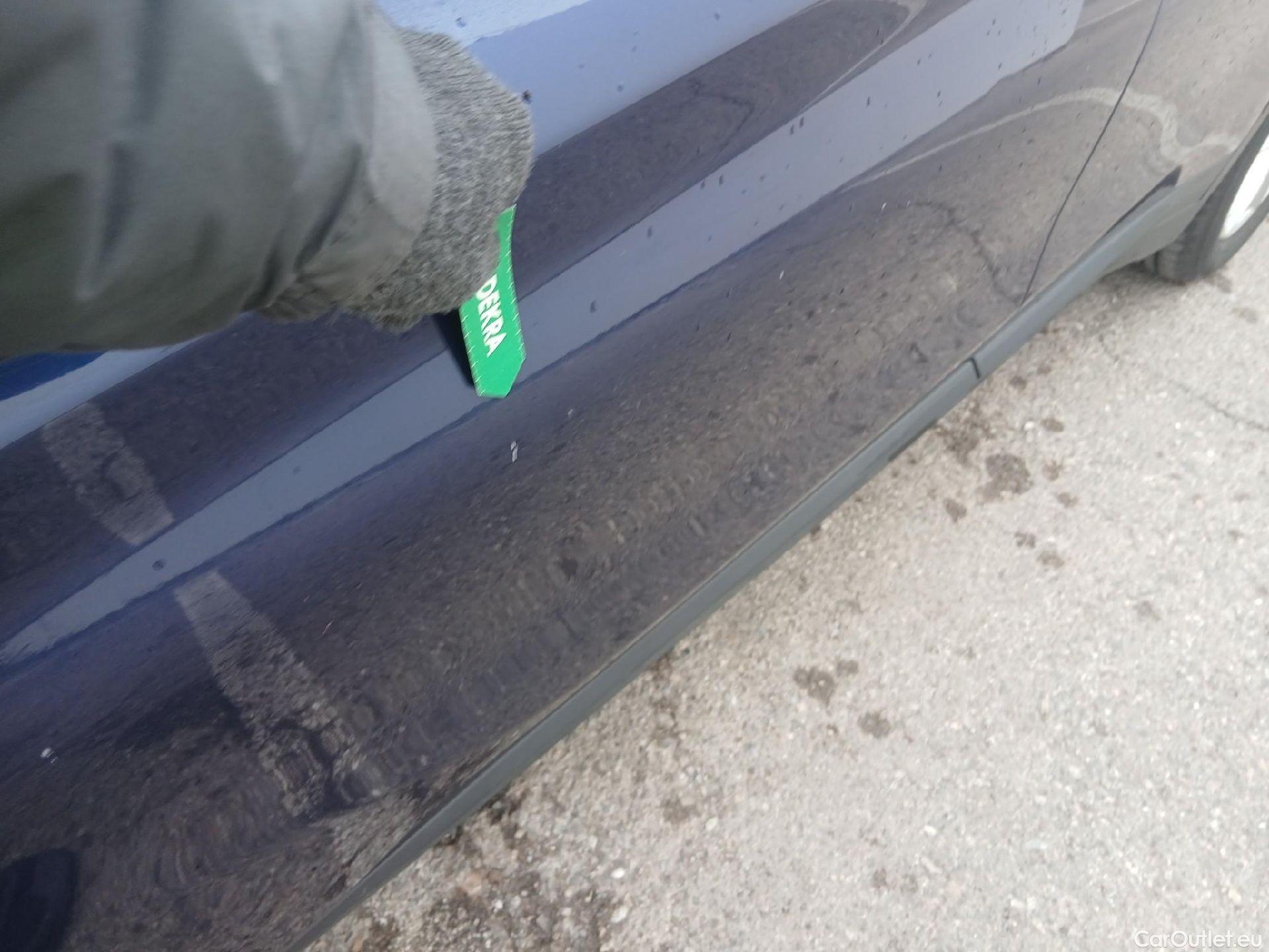  Bmw  X1 BMW  / 2015 / 5P / todoterreno sDrive16d #8