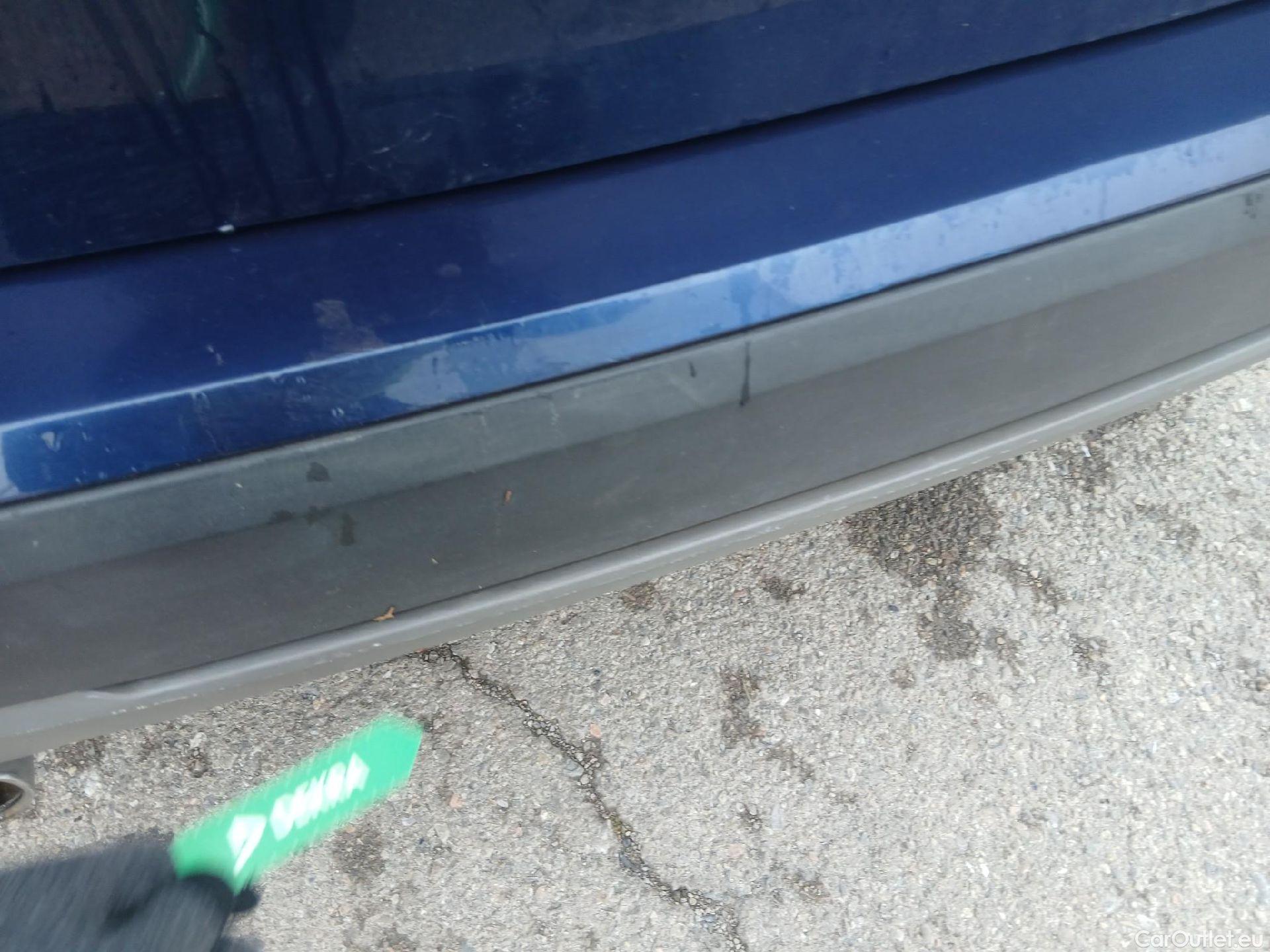  Bmw  X1 BMW  / 2015 / 5P / todoterreno sDrive16d #15