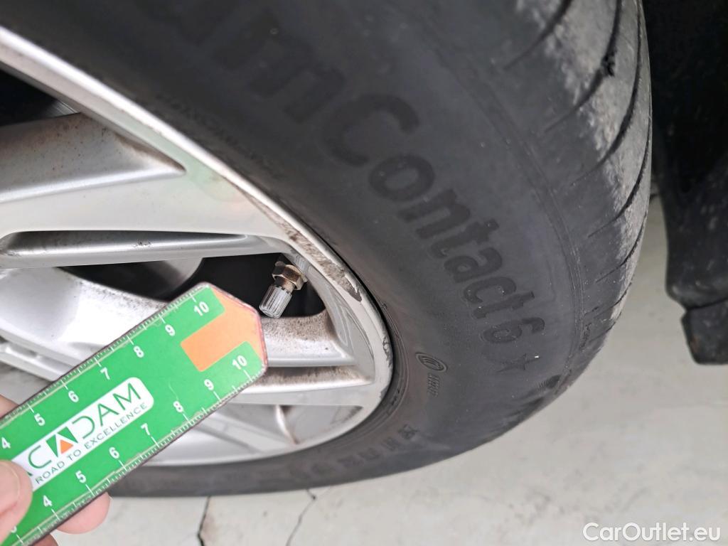  Bmw  X2 BMW  sDrive18i (CX3) #5