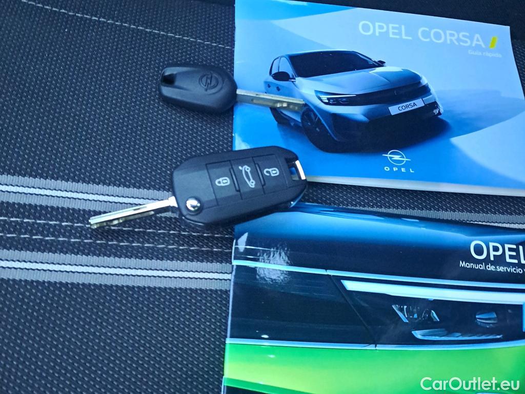  Opel  Corsa OPEL  / 2023 / 5P / berlina con portón 1.2T XHL 74kW (100CV) GS #4