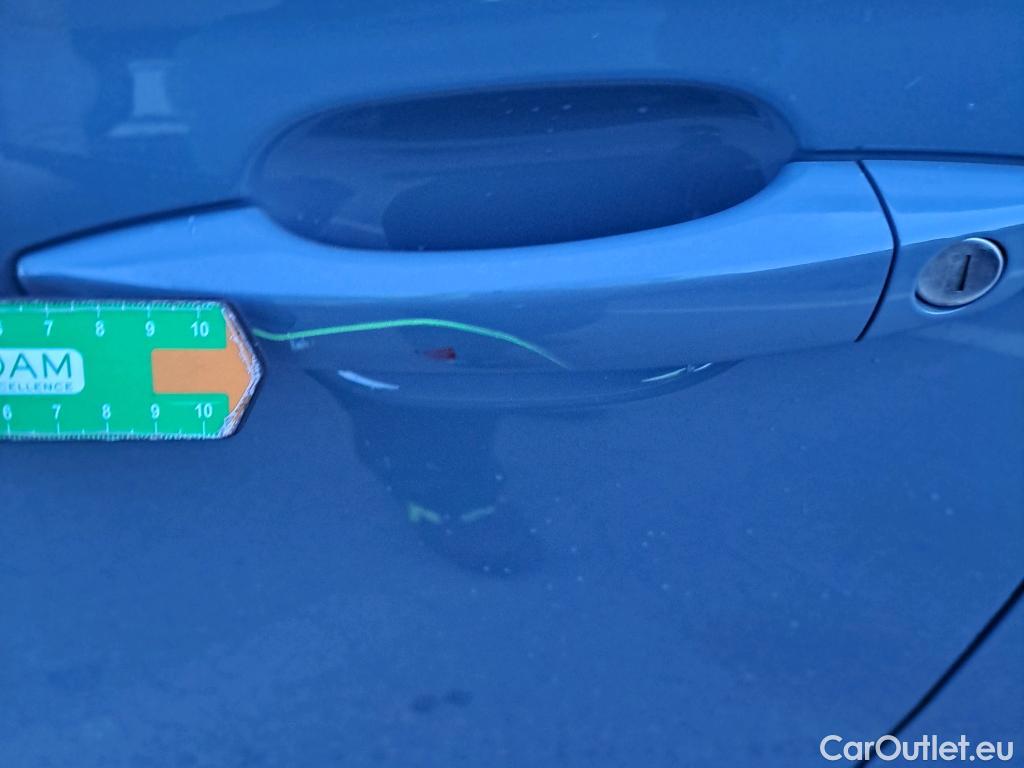  Opel  Corsa OPEL  / 2023 / 5P / berlina con portón 1.2T XHL 74kW (100CV) GS #13