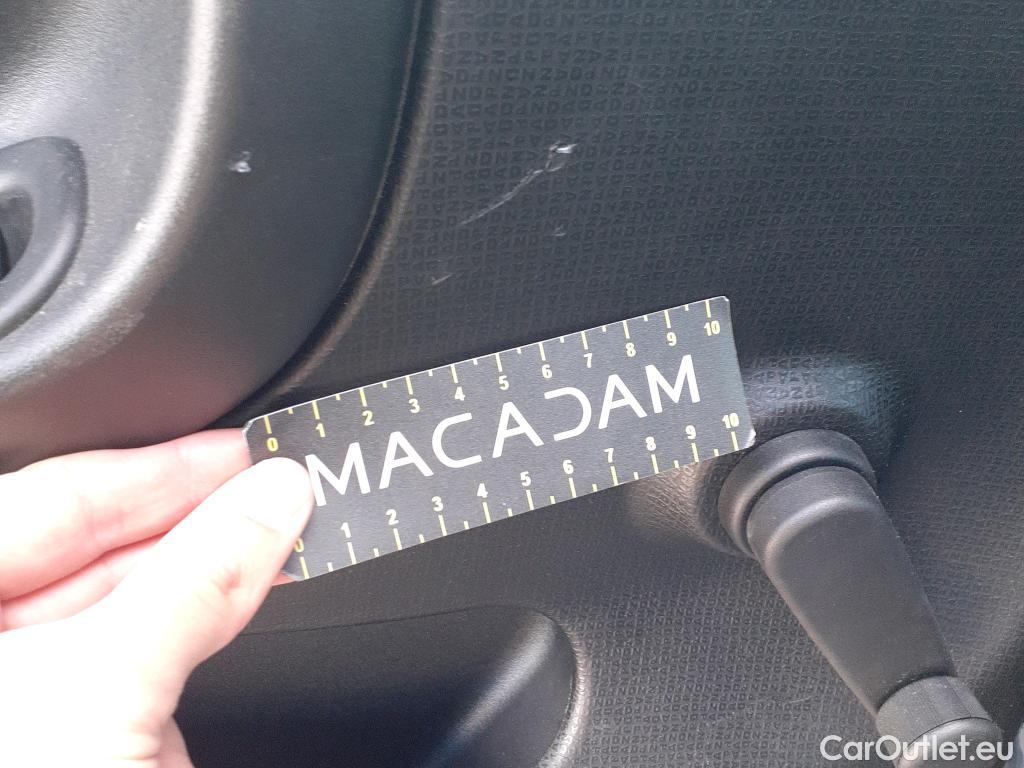  Fiat  Panda FIAT  / 2012 / 5P / berlina con portón City Cross 1.0 Gse 51kw (70CV) #27