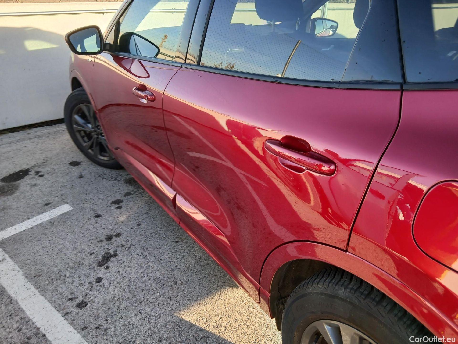  Ford  Kuga FORD  / 2019 / 5P / todoterreno ST-Line 2.5 Duratec FHEV 140kW Auto #13