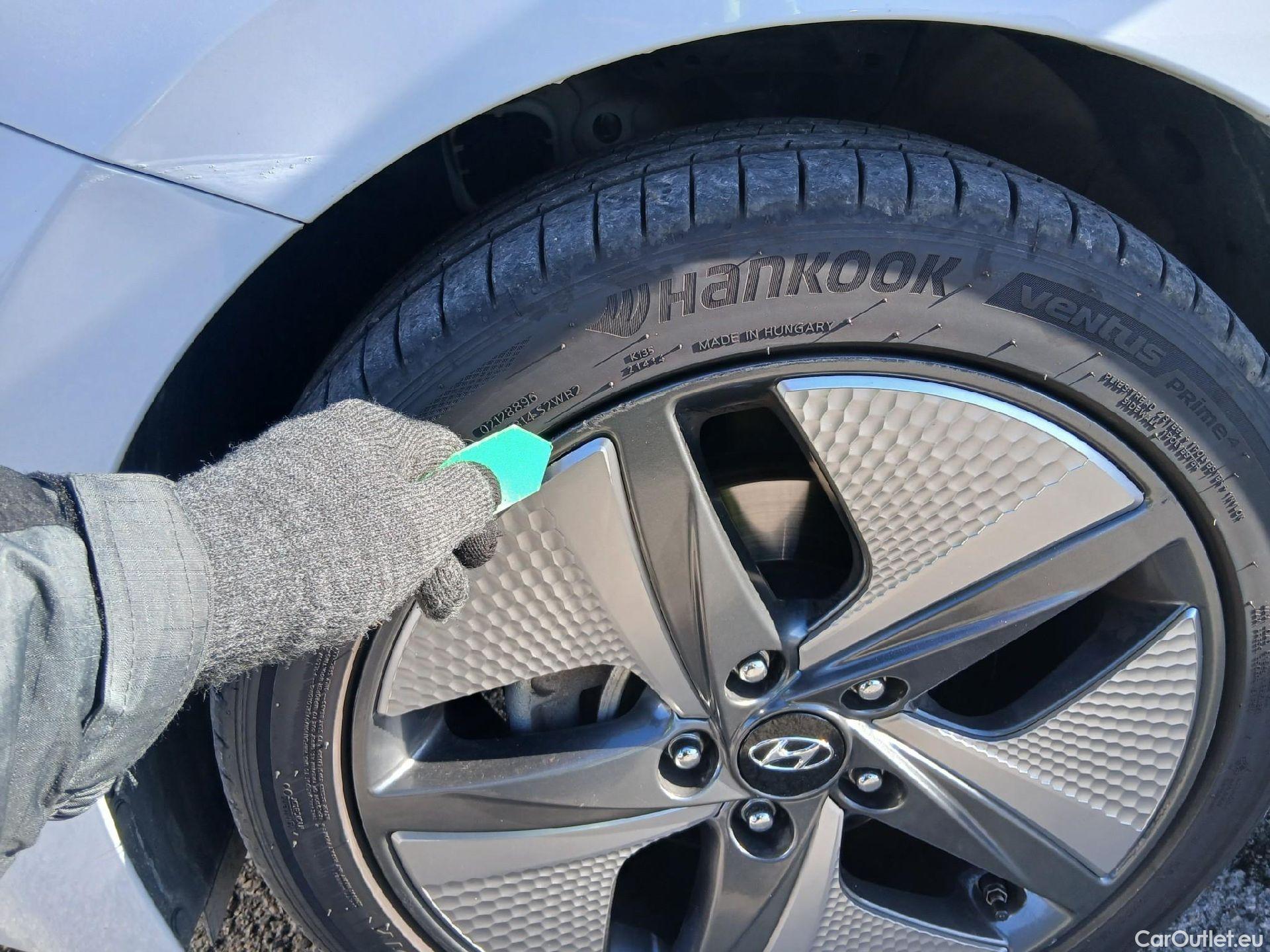  Hyundai   Ioniq HYUNDAI / 2019 / 5P / berlina con portón 1.6 GDI HEV Style DT #5