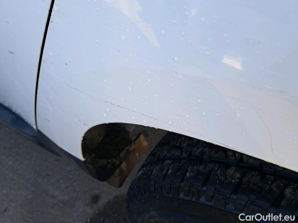  Dacia  Duster DACIA  5p 2G todoterreno Essential dCi 80kW (109CV) 4X4 #42