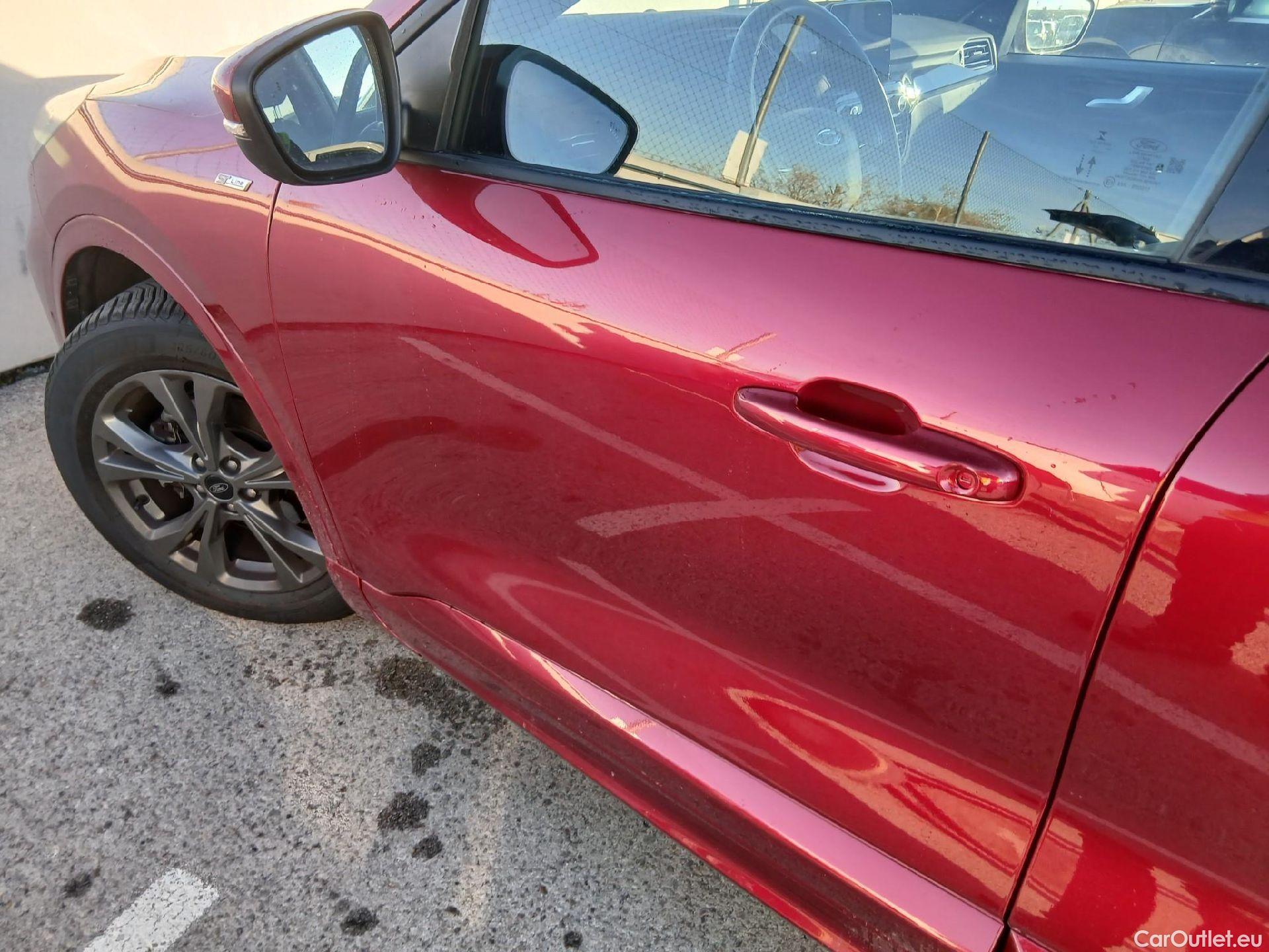  Ford  Kuga FORD  / 2019 / 5P / todoterreno ST-Line 2.5 Duratec FHEV 140kW Auto #12