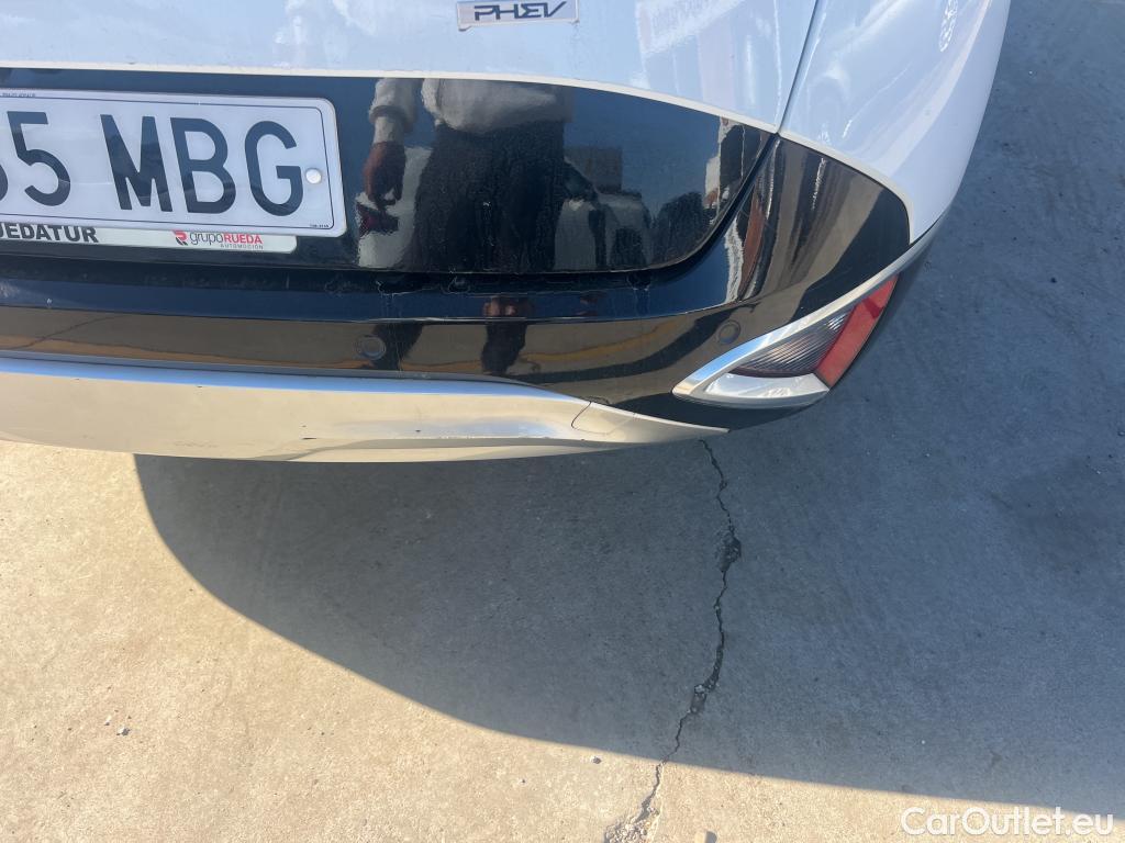  KIA  Sportage KIA  / 2022 / 5P / todoterreno 1.6 T-GDi PHEV 198kW (265CV) Tech 4X4 #3