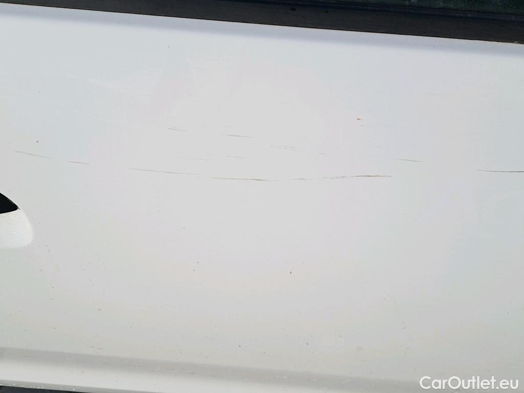  Dacia  Duster DACIA  5p 2G todoterreno Essential dCi 80kW (109CV) 4X4 #36