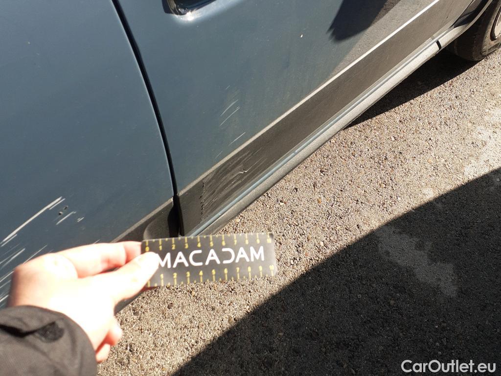  Fiat  Panda FIAT  / 2012 / 5P / berlina con portón City Cross 1.0 Gse 51kw (70CV) #48