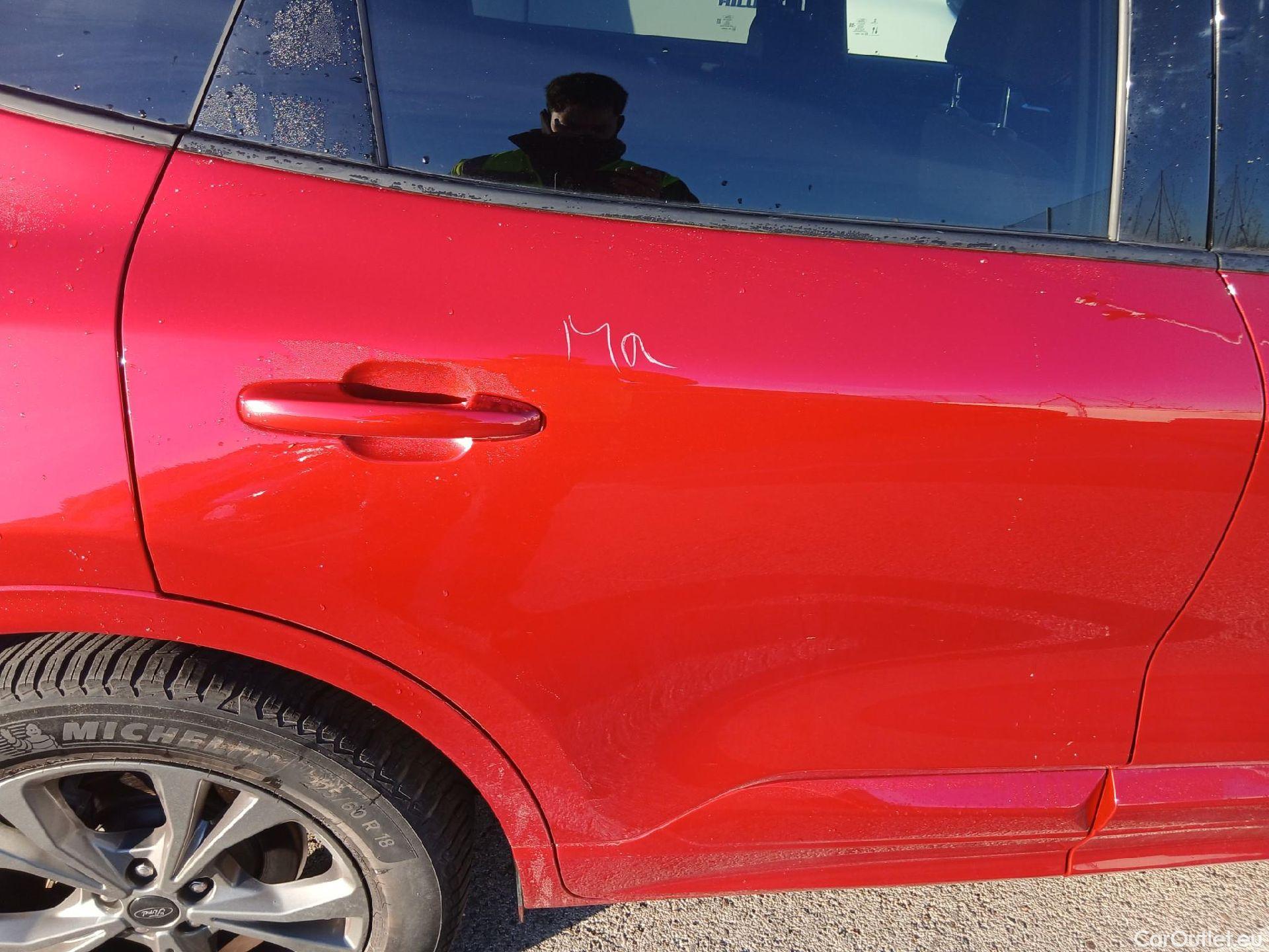  Ford  Kuga FORD  / 2019 / 5P / todoterreno ST-Line 2.5 Duratec FHEV 140kW Auto #10