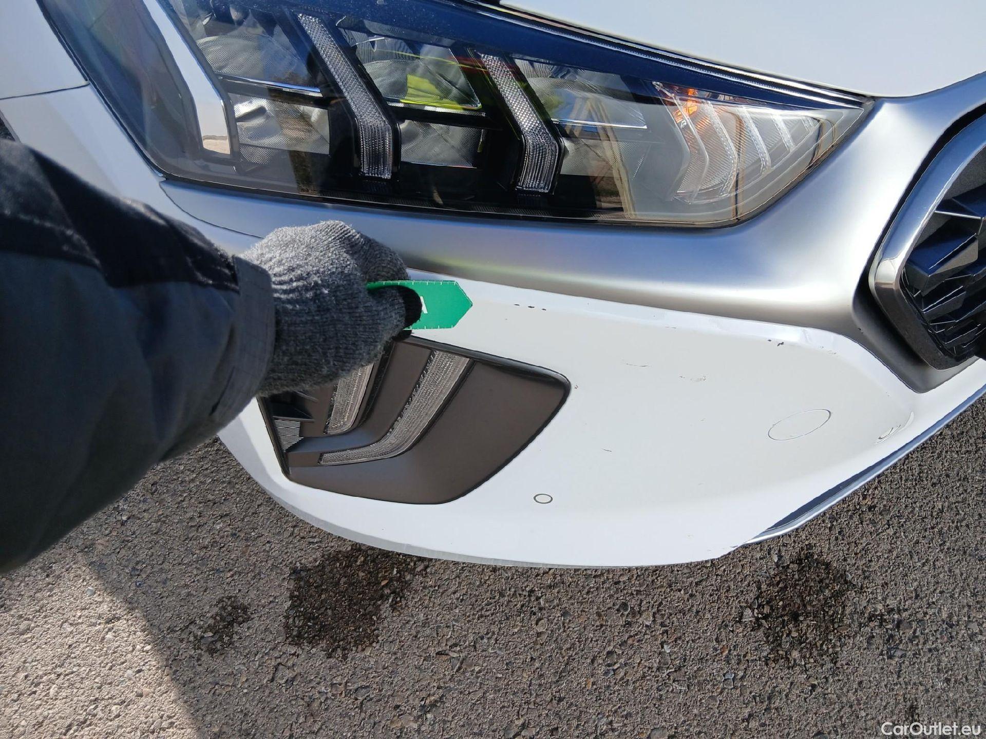  Hyundai   Ioniq HYUNDAI / 2019 / 5P / berlina con portón 1.6 GDI HEV Style DT #2