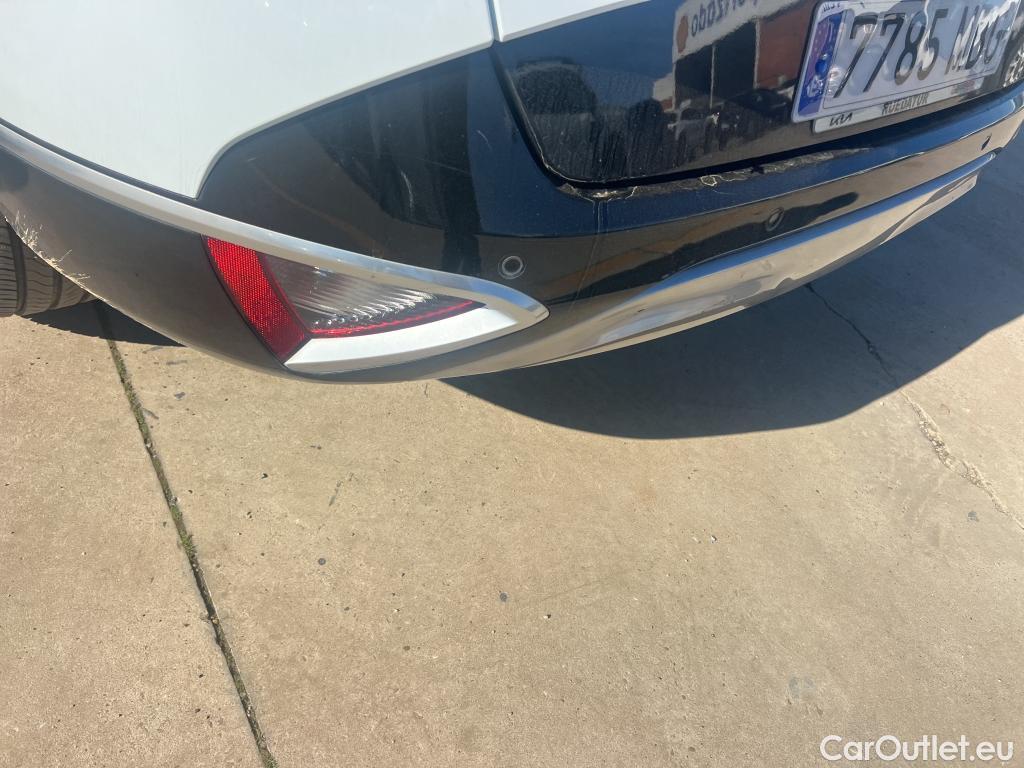  KIA  Sportage KIA  / 2022 / 5P / todoterreno 1.6 T-GDi PHEV 198kW (265CV) Tech 4X4 #5