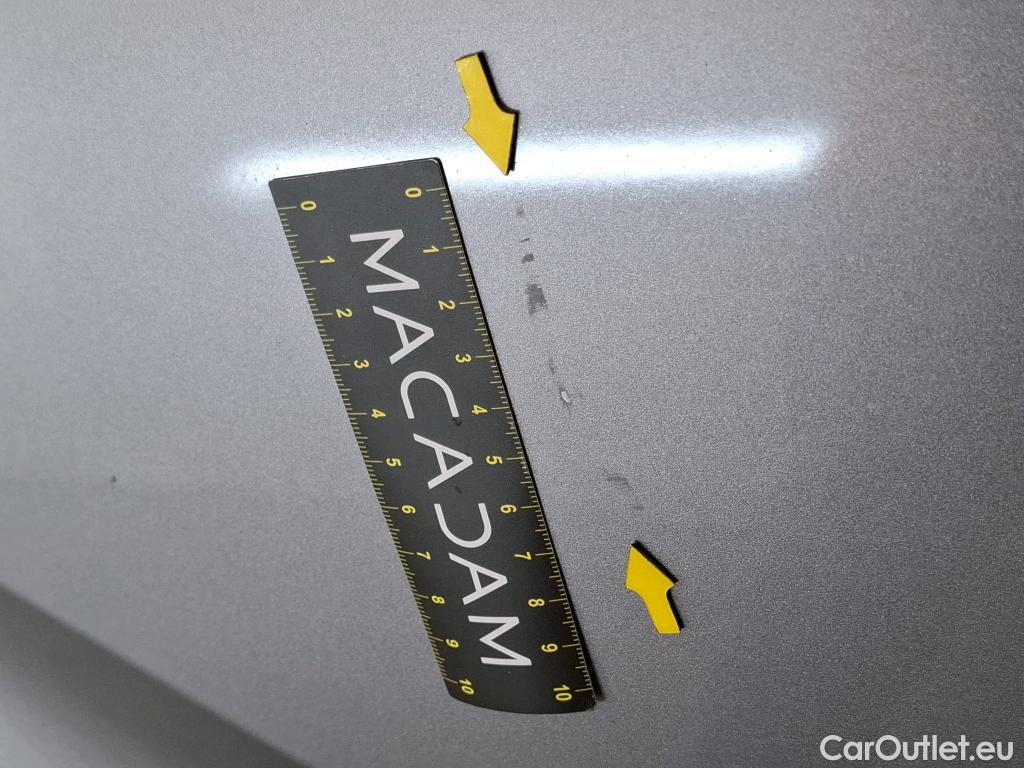  Toyota  C-HR TOYOTA  / 2016 / 5P / SUV 2.0 HYBRIDE 184 GRAPHIC #143