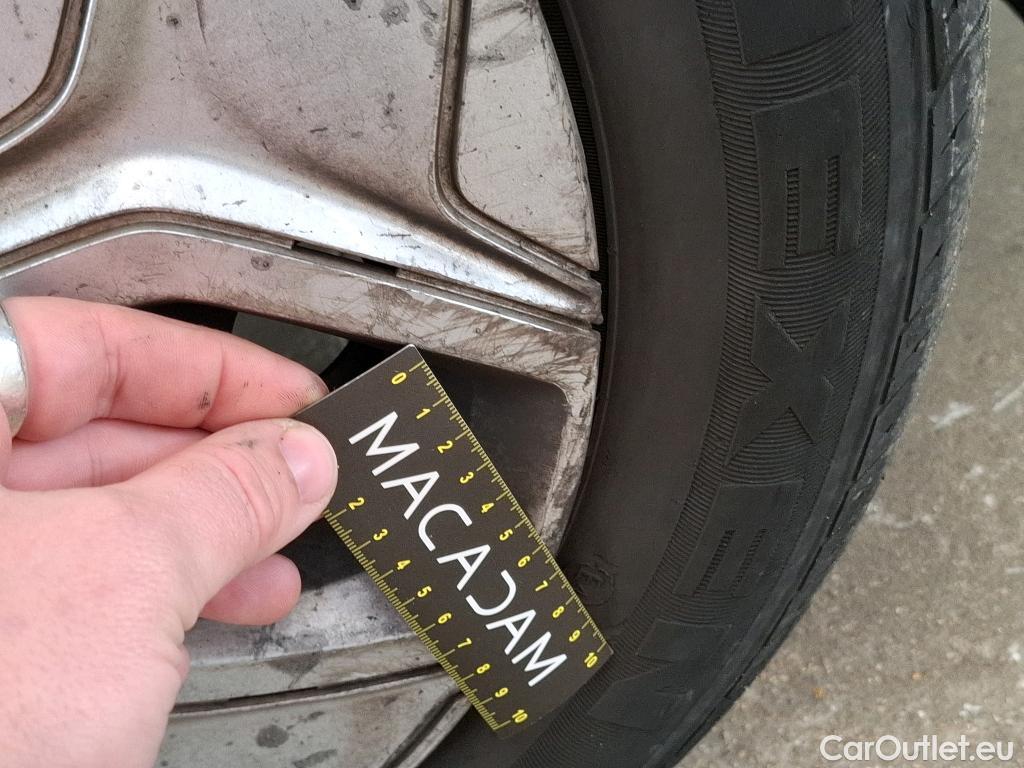  Renault  Twingo RENAULT  5p Berline Zen SCe 75 #22