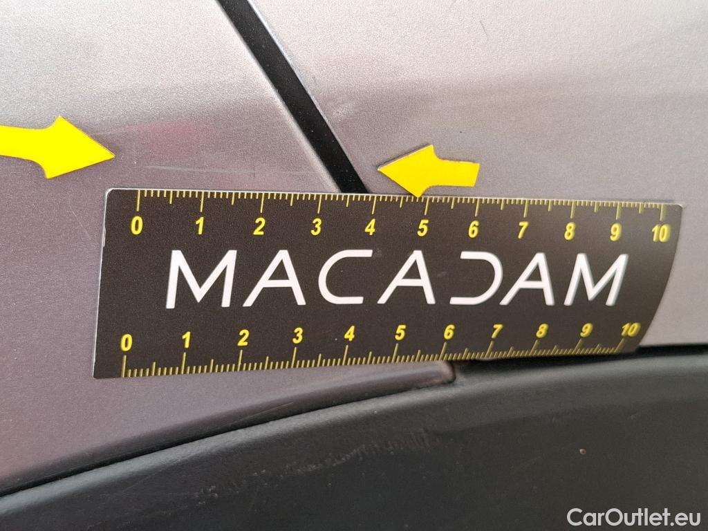  Toyota  C-HR TOYOTA  / 2016 / 5P / SUV 2.0 HYBRIDE 184 GRAPHIC #34