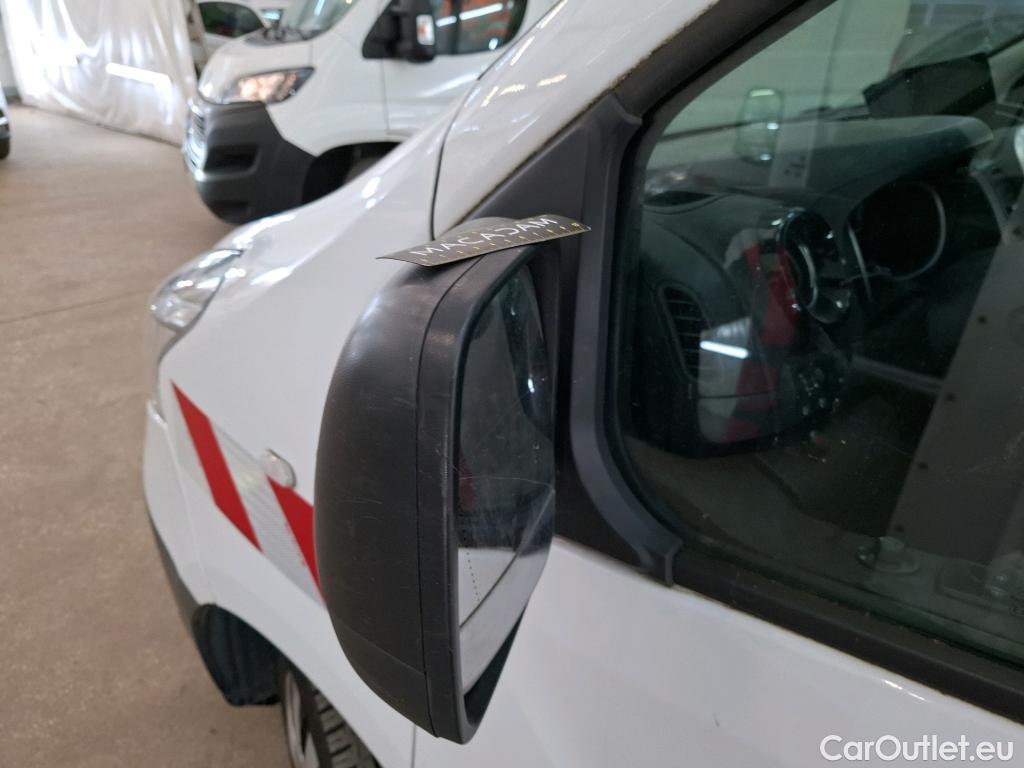  Renault  Trafic RENAULT  / 2019 / 4P / Fourgon tole FG GCF L2H1 1300 dCi 120 #51