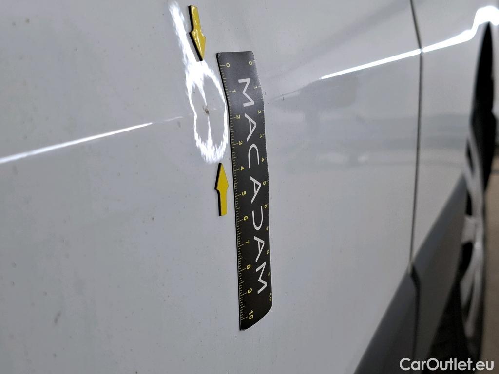  Renault  Trafic RENAULT  / 2019 / 4P / Fourgon tole FG GCF L2H1 1300 dCi 120 #91