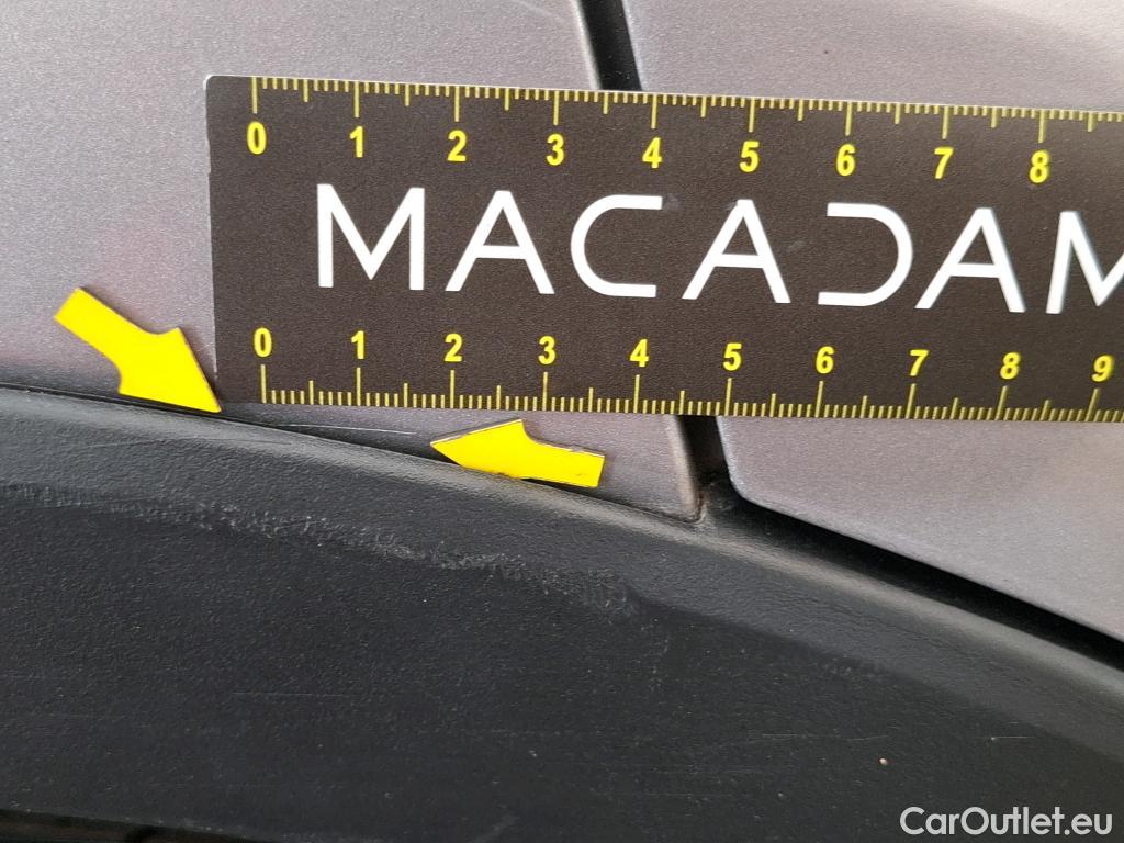  Toyota  C-HR TOYOTA  / 2016 / 5P / SUV 2.0 HYBRIDE 184 GRAPHIC #37