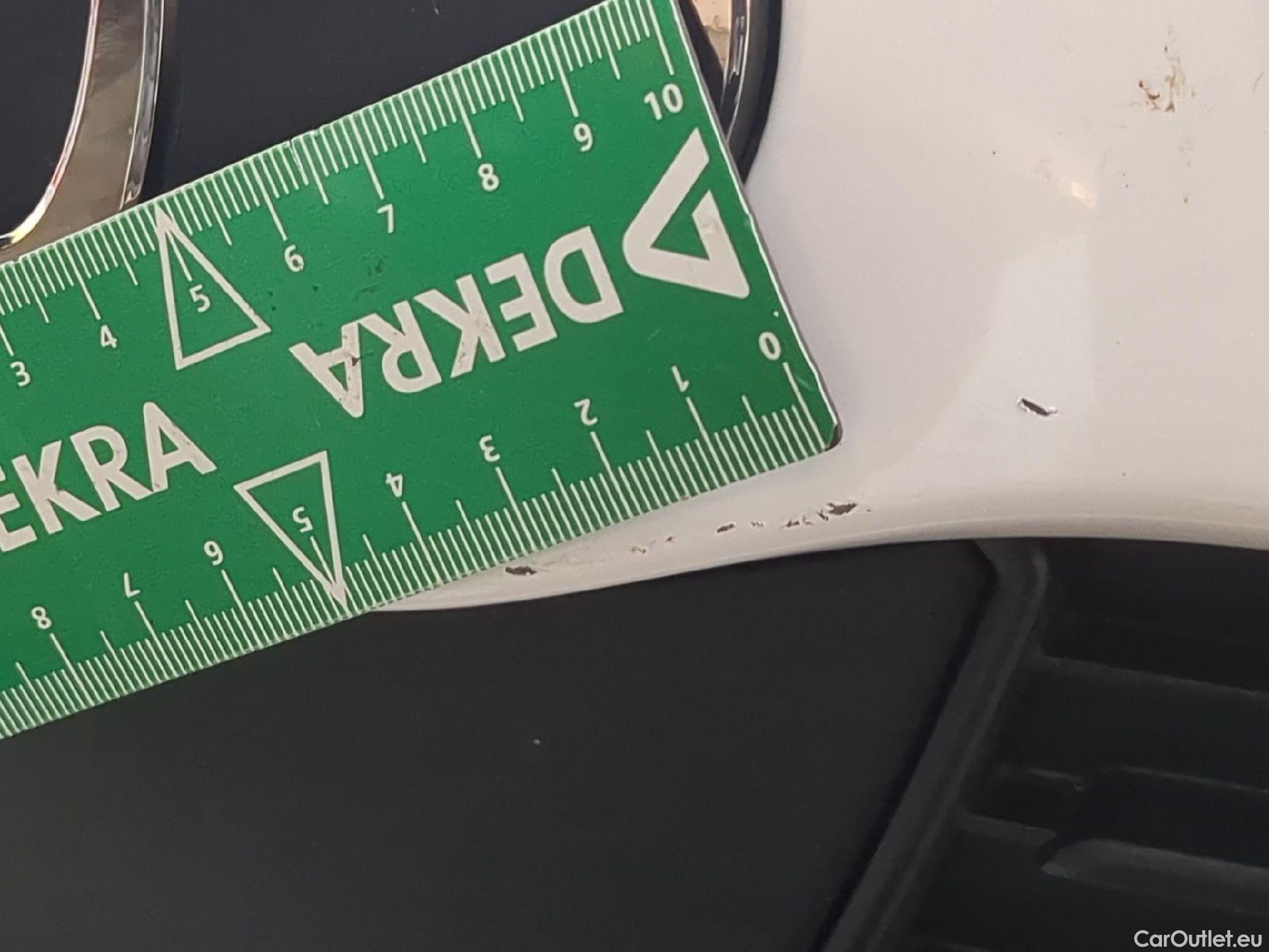  Toyota  Yaris Cross TOYOTA  Hybride / 2021 / 5P / SUV 1.5 HYBRID 116H DYNAMIC AUTO #2