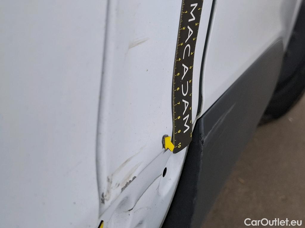  Renault  Trafic RENAULT  / 2019 / 4P / Fourgon tole FG GCF L2H1 1300 dCi 120 #18