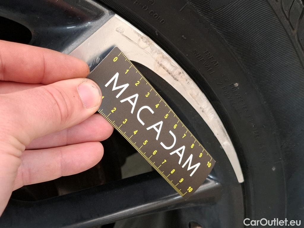  Toyota  C-HR TOYOTA  / 2016 / 5P / SUV 2.0 HYBRIDE 184 GRAPHIC #98